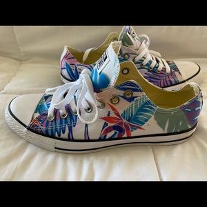 New Converse Chuck Taylor All Star Seasonal Floral